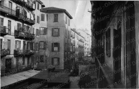 Altre immagini, positivo, bianco e nero, mm 118x88.