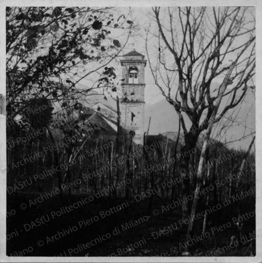 Vedute della chiesa, positivo, bianco e nero, mm 90x90. 
