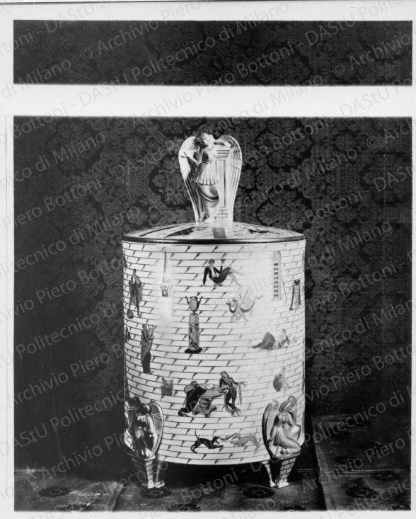 Arch. G. Ponti, vaso, positivo, bianco e nero, mm 239x181.