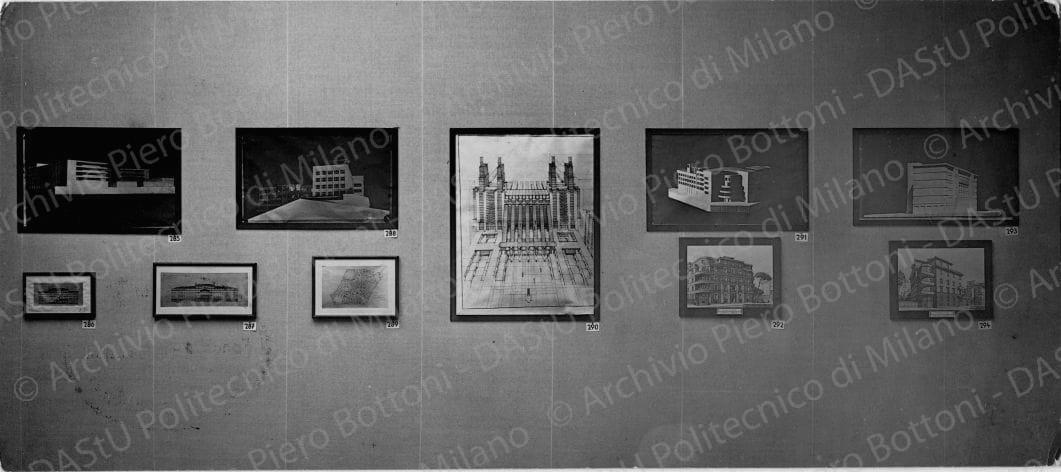 I Mostra Miar, Roma, 1928, immagine di due pareti della Mostra, positivo, bianco e nero, mm 100x220.