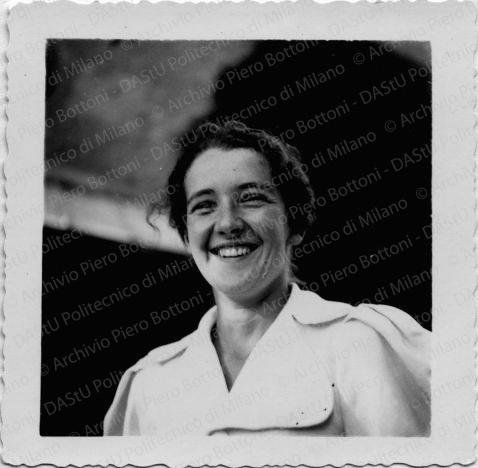 Le persone durante i lavori, positivo, bianco e nero, mm 67x67.