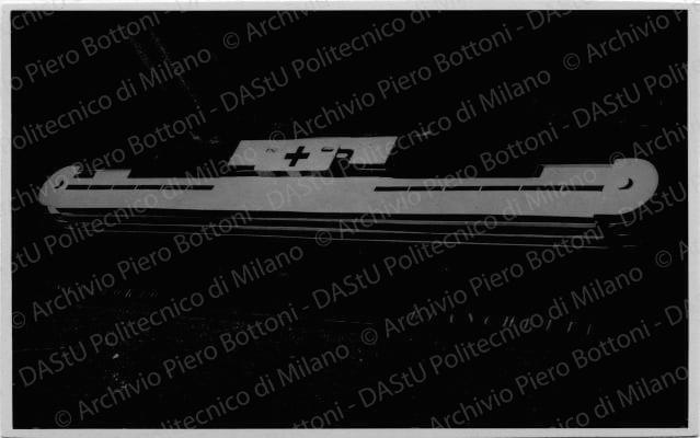 Arch. A. Bianchetti, progetto di Sanatorio di 130 letti, riproduzione di una tavola e viste del plastico. Vista del plastico, positivo, bianco e nero, mm 85x135.