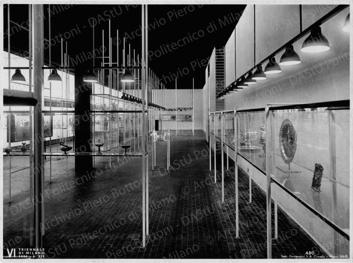 Architetti F. Albini e G. Romano, Mostra dell'oreficeria antica, positivo, bianco e nero, mm 175x235.
