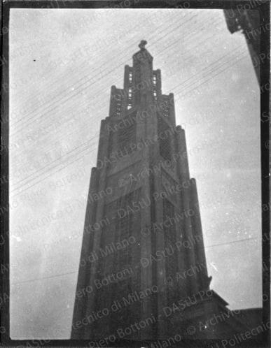 Raincy: A. Perret, Notre Dame du Raincy, positivo, bianco e nero, mm 42x32. 