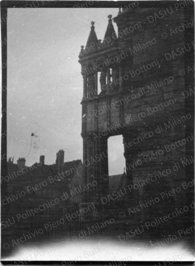 Chartres: Cattedrale, positivo, bianco e nero, mm 32x42. 