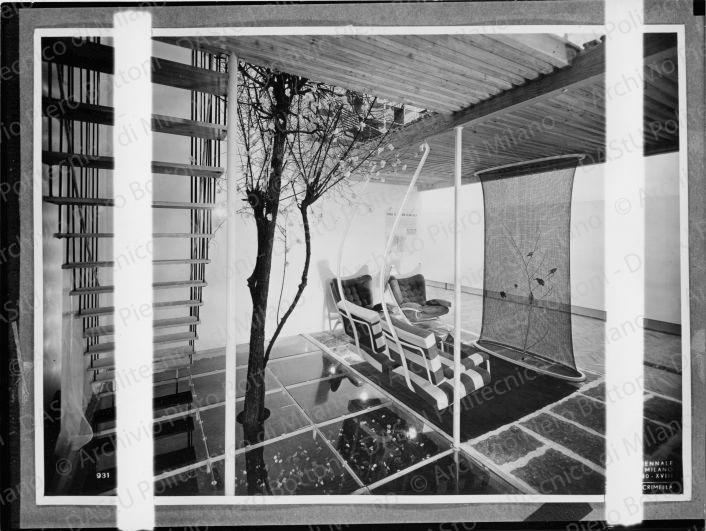 Arch. F. Albini, Stanza di soggiorno per una villa, positivo, bianco e nero, mm 180x238.