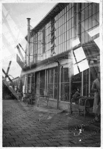 Paesaggi urbani, architetture, ambienti e situazioni diverse, positivo, bianco e nero, mm 83x58. 