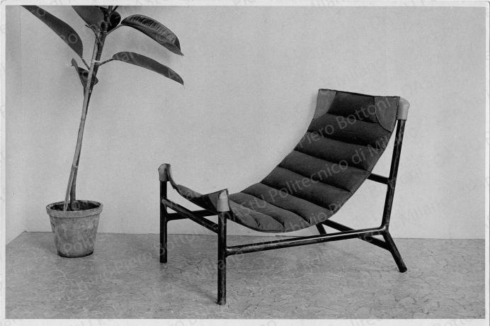 Struttura poltrona, positivo, bianco e nero, mm 175x236.