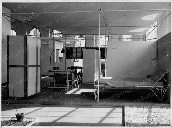 Alloggio 3, camera da letto, positivo, bianco e nero, mm 175x238. 