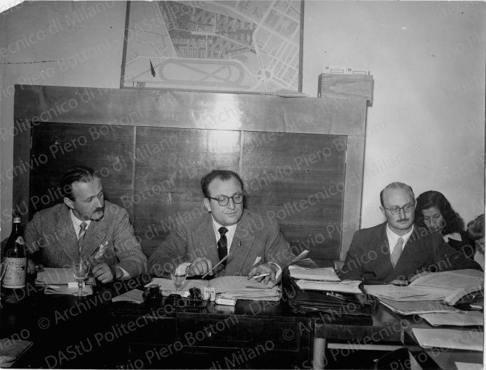Bottoni, Ivan Matteo Lombardo e Galligo, positivo, bianco e nero, mm 180x235.