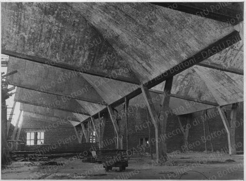 Edifici industriali e prefabbricazione, positivo, bianco e nero, mm 125x172. 