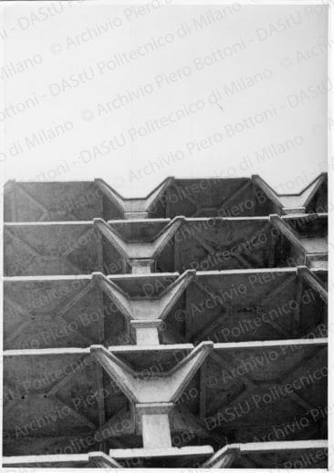 Edifici industriali e prefabbricazione, positivo, bianco e nero, mm 176x123. 