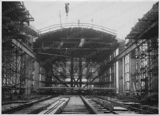 Edifici industriali e prefabbricazione, positivo, bianco e nero, mm 128x176. 