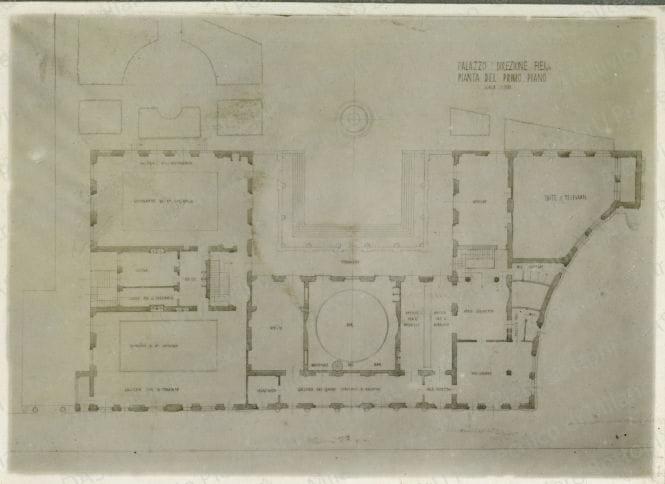 Ingresso monumentale della Fiera, positivo, bn, mm 84x115. Album nero n.1