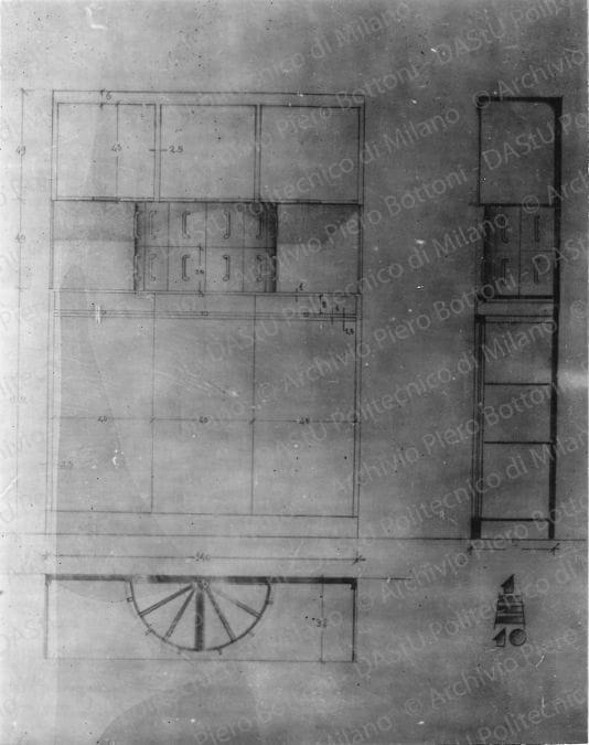 Particolare della serra vicino all'ingresso. Timbro a secco del fotografo. Positivo, bianco e nero,221x156 mm,  album giallo n.8, pag.98.