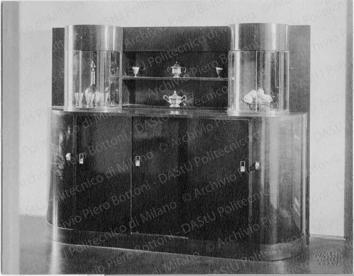 Veduta di credenza, positivo, bianco e nero, mm 158x204. 