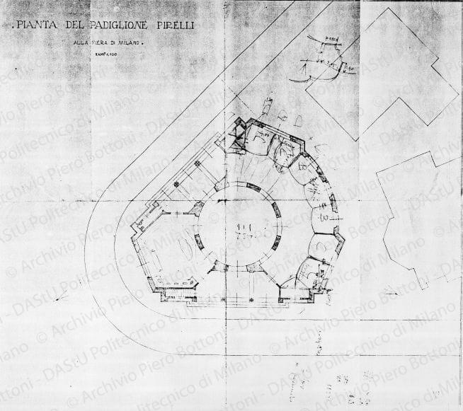 Pianta del padiglione Pirelli, alla Fiera di Milano, pianta, scala 1:100, s.d. Eliografia su carta, cm49,8x60,2. Annotazioni a matita. 