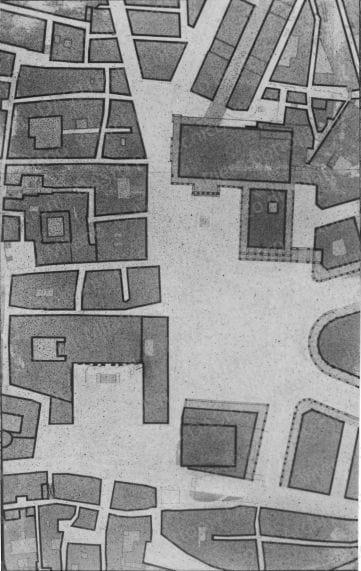Riproduzione della planimetria dello stato di fatto di un'area del centro storico. Positivo, bianco e nero, 145x91 mm,  album giallo n.5, pag.13.