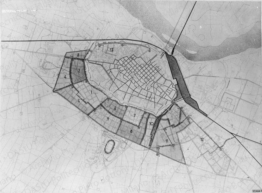 Riproduzione della planimetria di piano della città. Positivo, bianco e nero, 164x222 mm, album giallo n.5, pag.68.