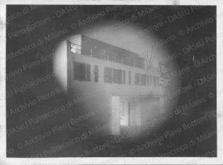 Positivo, bn, mm 34x45. Album nero n.8.