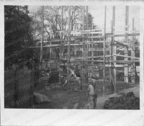 Positivo, bn, mm 37x41. Album nero n.8.