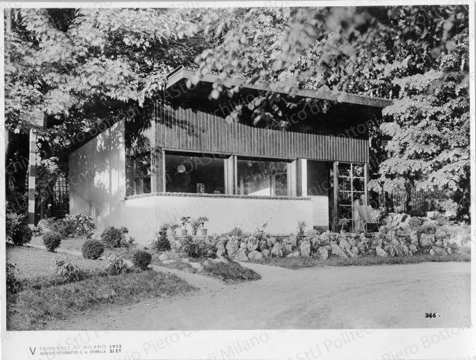 Veduta dell'esterno, positivo, bianco e nero, mm 179x236. Timbro ad inchiostro sul verso: "Piero Bottoni" et altri. Annotazione fotografica sul verso della fotografia: "V Triennale di Milano 1933".