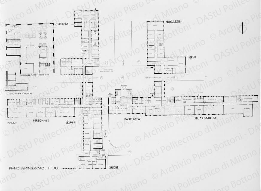 Riproduzione di "Piano seminterrato. 1:100", positivo, bianco e nero, mm 236x295. Su due fotografie timbro ad inchiostro sul verso: "Motto GR PB 1933". Su una fotografia timbri ad inchiostro sul verso: "Motto GR PB 1933", "Piero Bottoni" e "Da restituire".