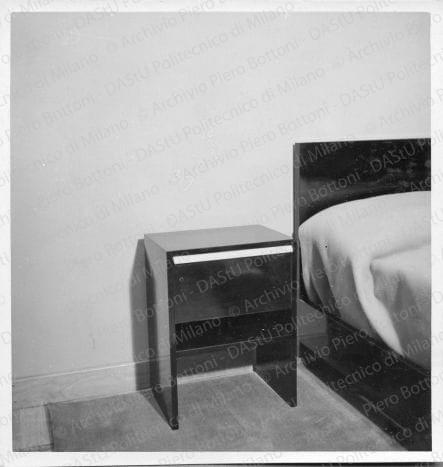 Positivo, bn, mm 130x127. Album nero n.12.