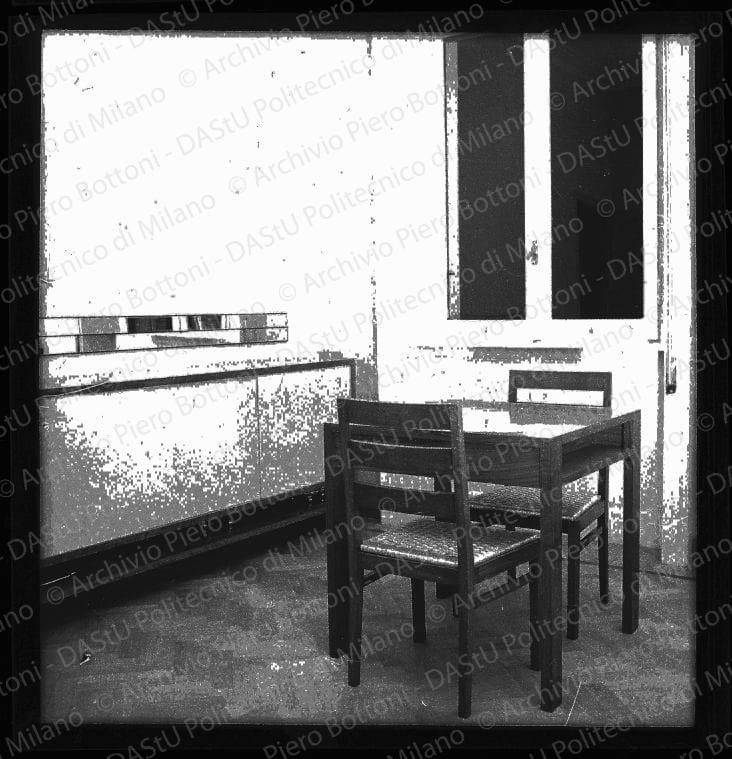Negativo, bianco e nero, mm 55x58.