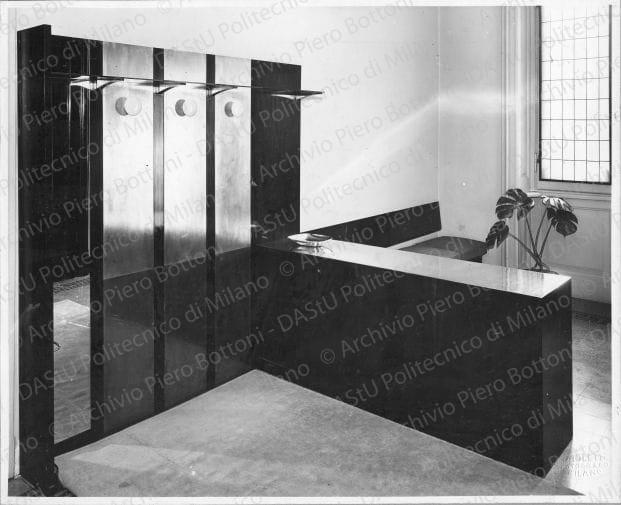 Positivo, bn, mm 173x210. Album nero n.10.