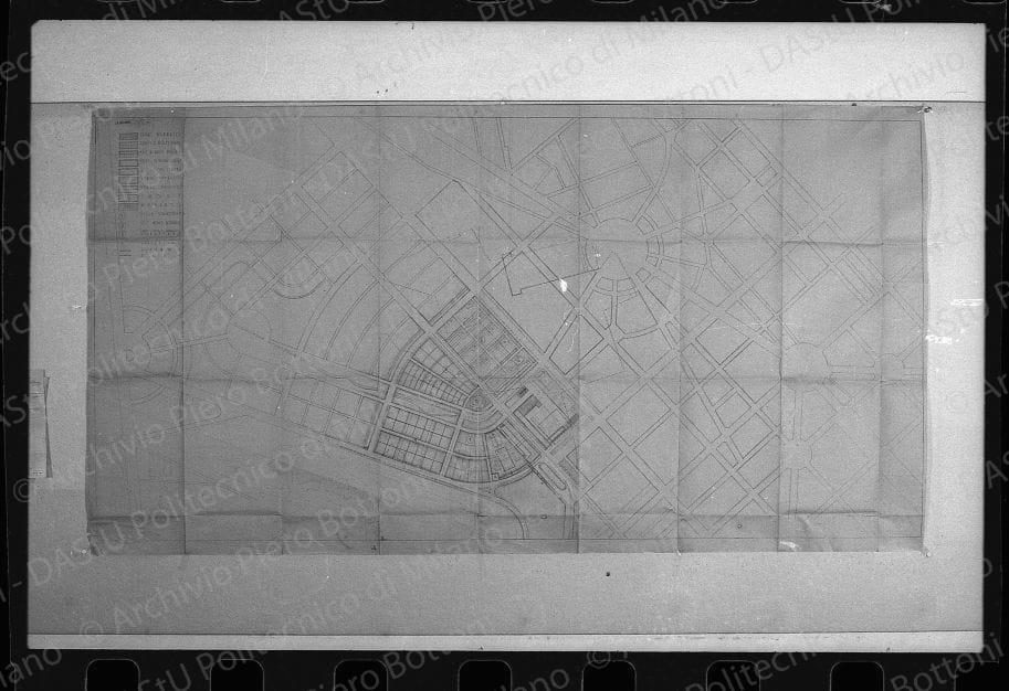 Negativo, bianco e nero, mm 24x36.