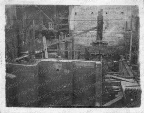 Positivo, bn, mm 31x41. Album nero n.11.