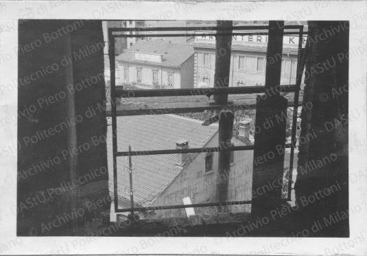 Positivo, bn, mm 63x91. Album nero n.11.