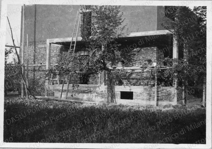 Positivo, bn, mm 58x83. Album nero n.11.