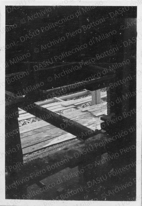 Positivo, bn, mm 83x58. Album nero n.11.