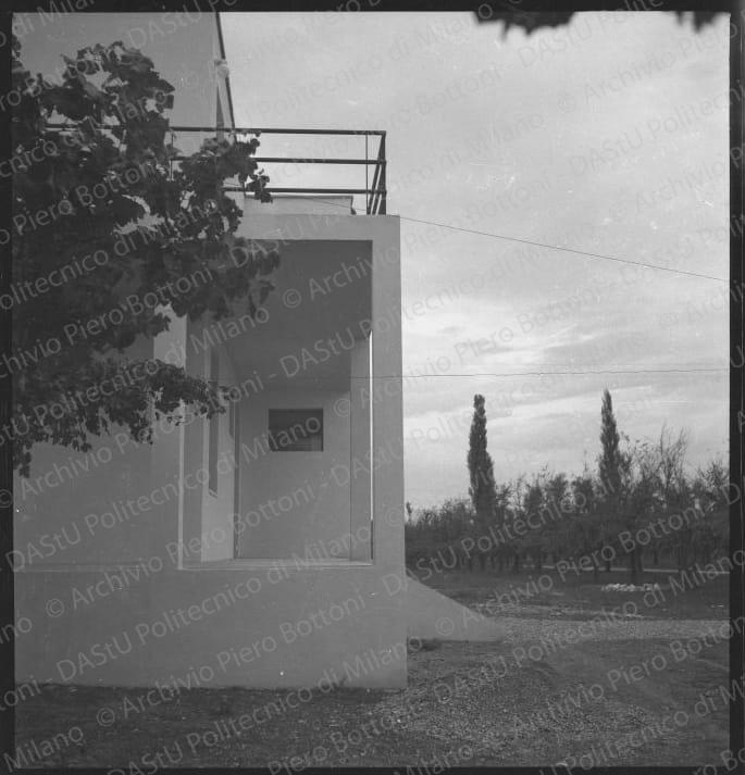 Negativo, bianco e nero, mm 56x59.