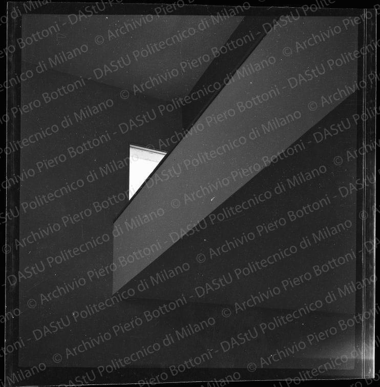 Negativo, bianco e nero, mm 56x59.