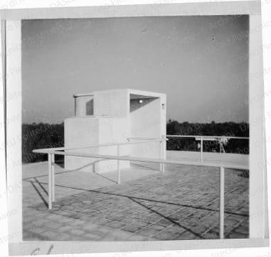 Veduta sud-ovest del terrazzo, positivo, bianco e nero, mm 60x60. Fotografia in album.