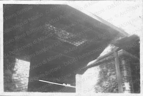 Positivo, bn, mm 66x45. Album nero n.12.