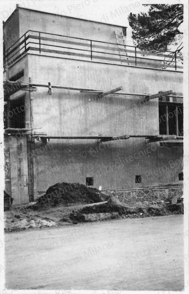 Positivo, bn, mm 45x66. Album nero n.12.