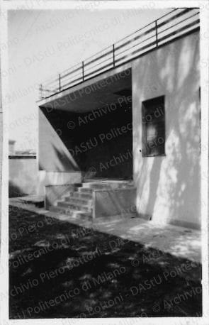 Positivo, bn, mm 56x87. Album nero n.12.