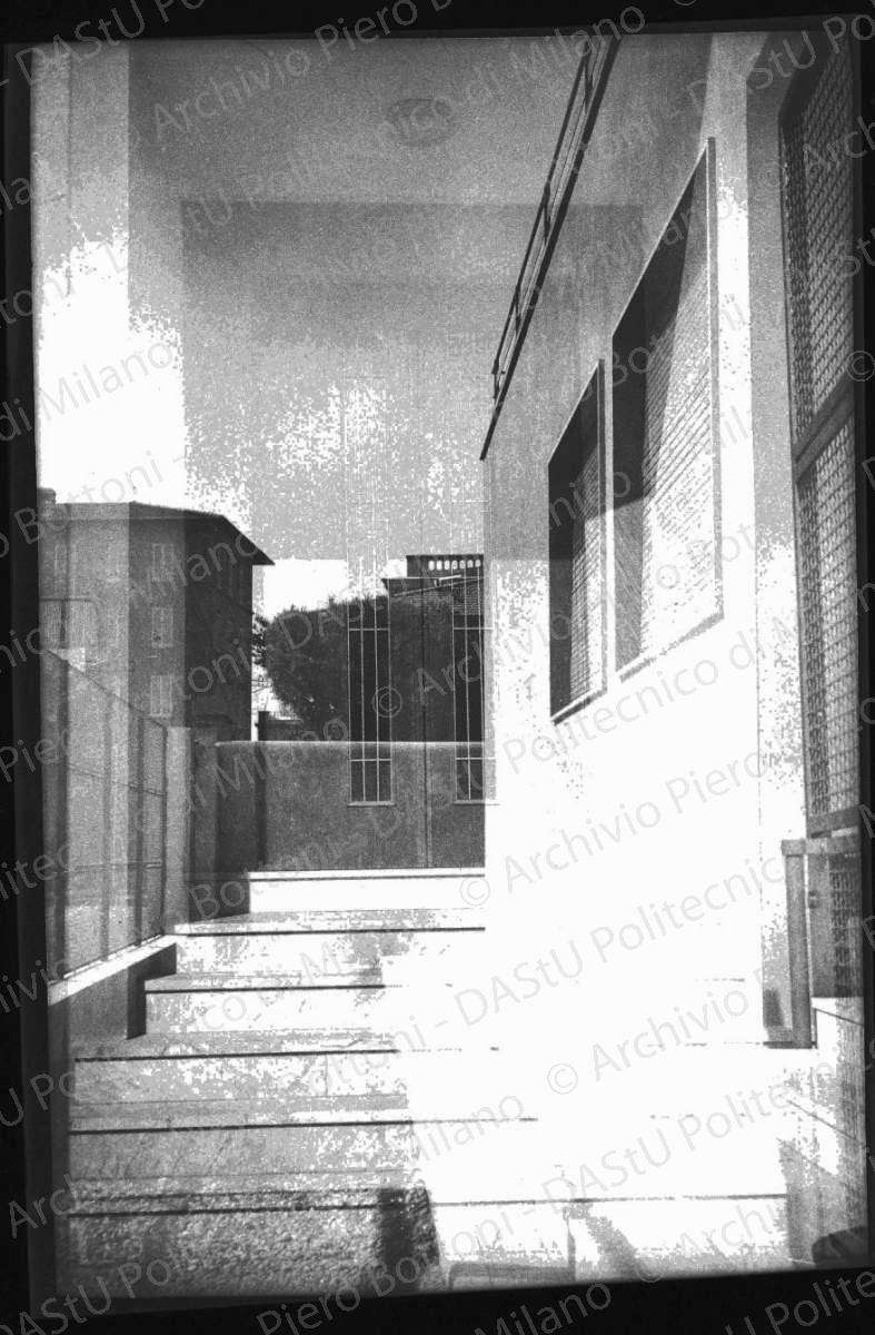 Negativo, bianco e nero, mm 59x88.