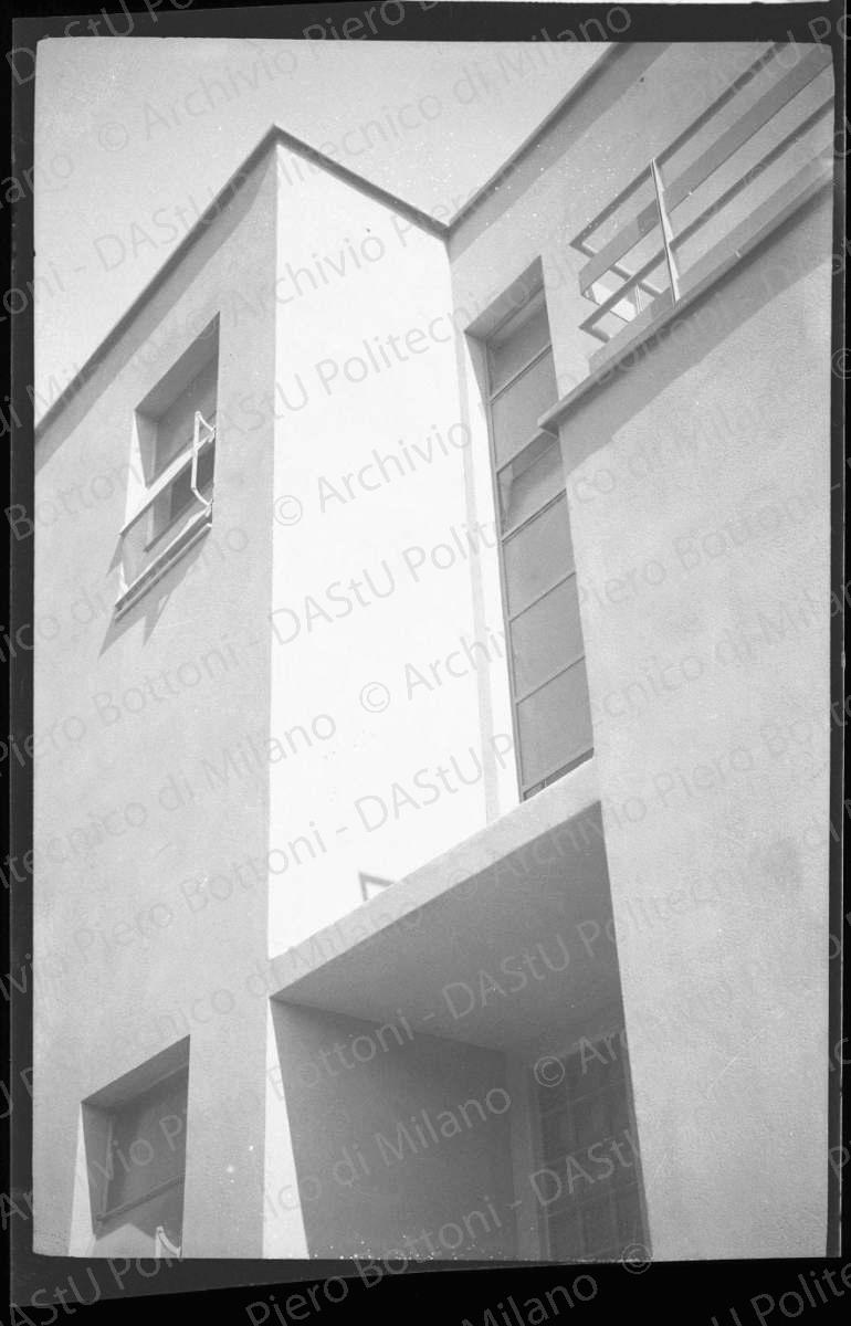 Negativo, bianco e nero, mm 59x88.