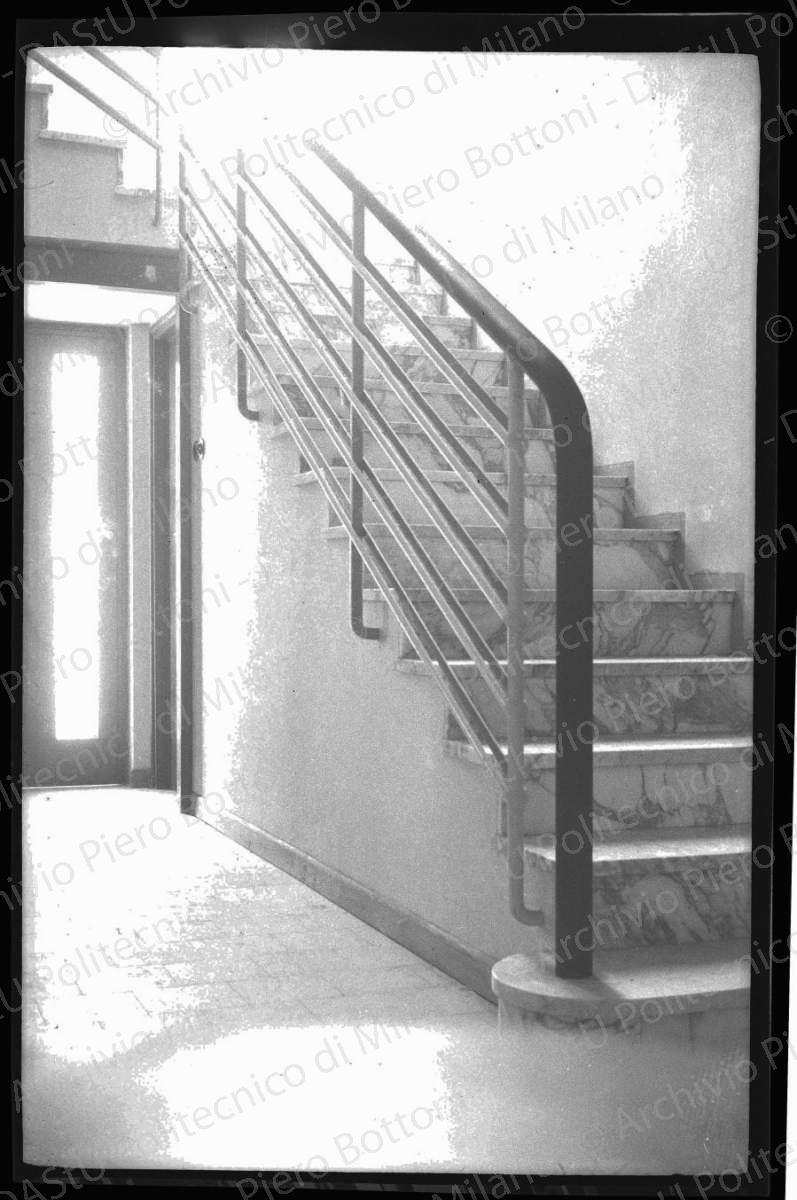 Negativo, bianco e nero, mm 59x88.