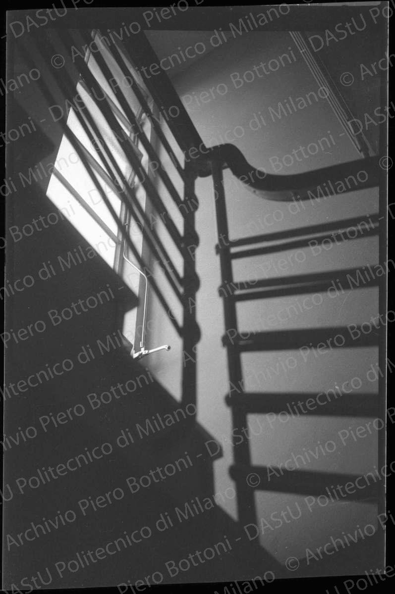 Negativo, bianco e nero, mm 56x59.
