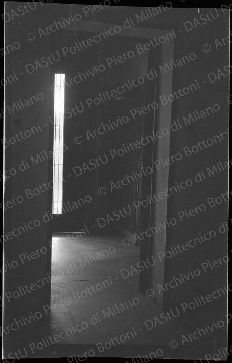 Negativo, bianco e nero, mm 59x88.