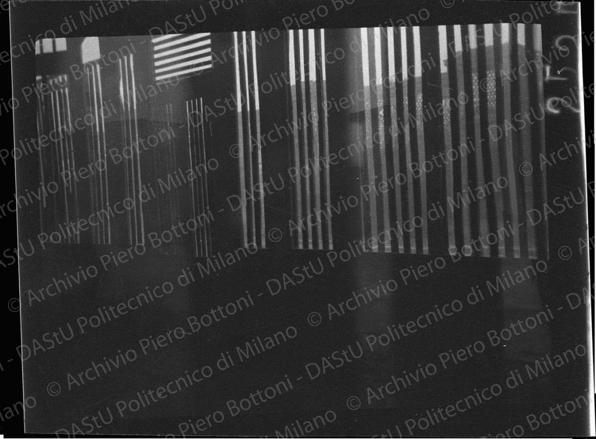 Negativo, bianco e nero, mm 30x40.