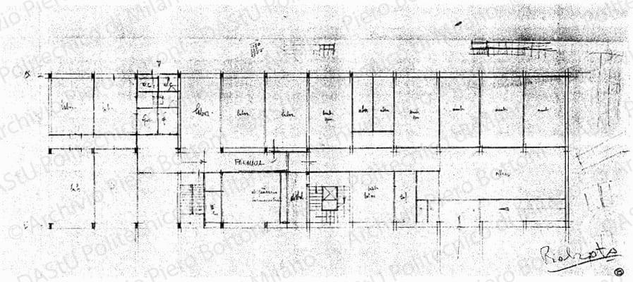 Corpo basso pianta piano rialzato, scala 1:100, s.d. Matita su lucido, cm 20,7x53,4. 