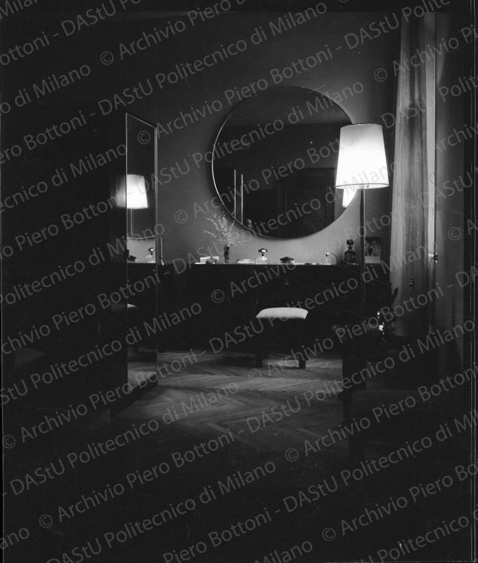 Negativo, bianco e nero, mm 56x59.
