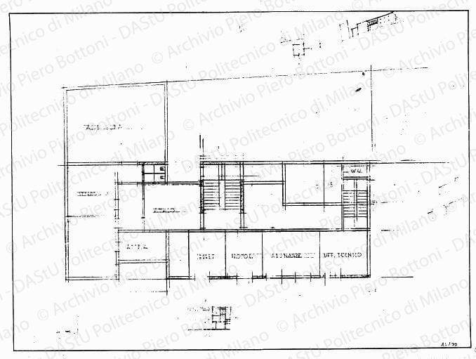 Studio della pianta del primo piano soluzione A e schizzi prospettici, scala 1:100, s.d. Matita su lucido, cm 37,8x52,0. 